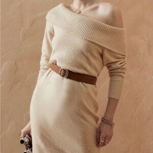 Banana Republic‎ Off Shoulder Sweater